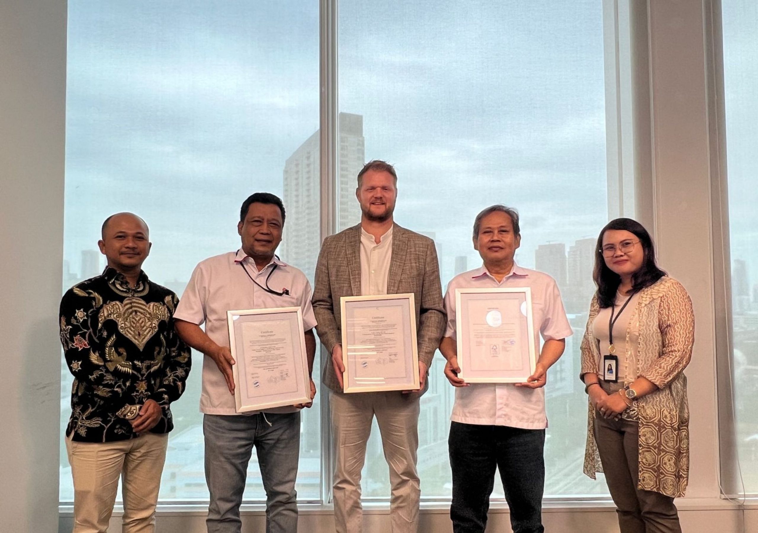 Heading Website (8)